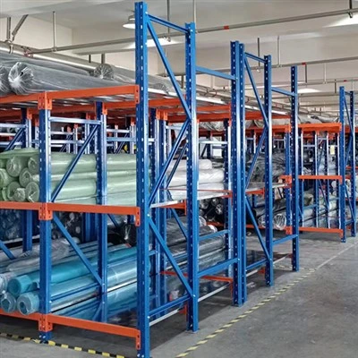 Rayonnage de stockage en stratifié robuste